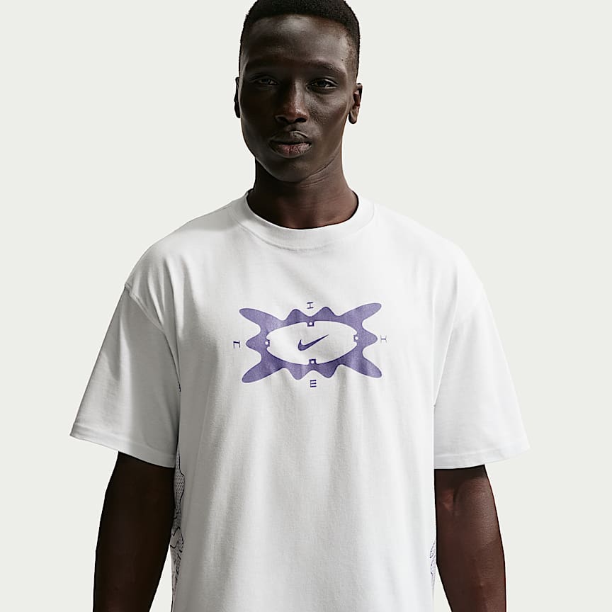 Nike SB Skate T-Shirt. Nike.com